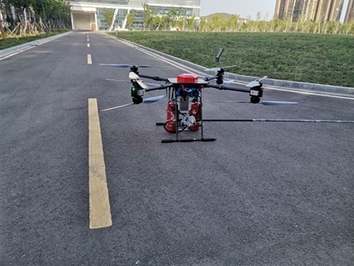 可以空中破玻璃，噴干粉的消防無人機(jī)，助力高層建筑救援